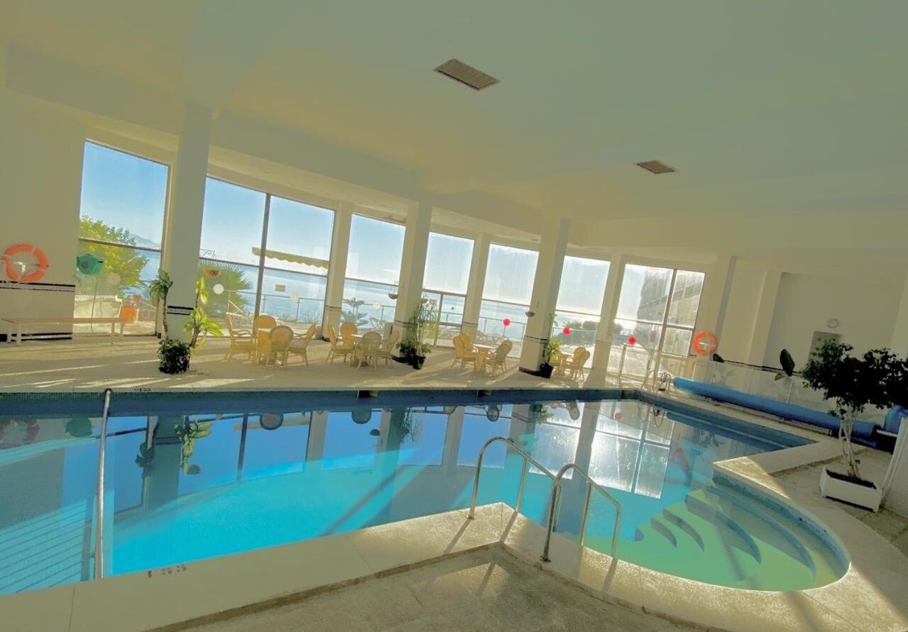 New Fabulous Beachfront Torremolinos Extérieur photo